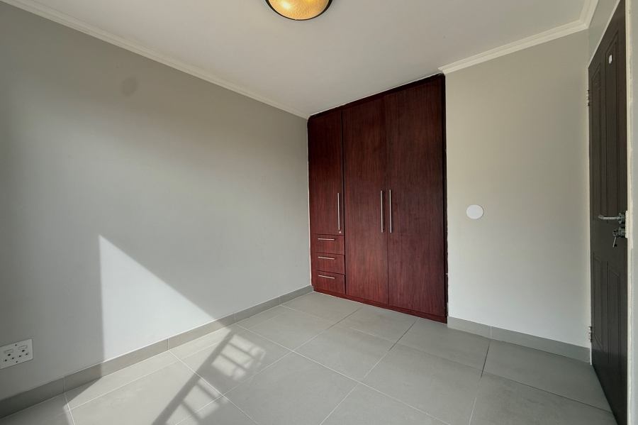 1 Bedroom Property for Sale in Waves Edge Western Cape